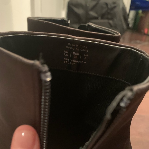 Call it spring  black satin diamond heeled steffanie boot size 7.5 - Picture 4 of 4